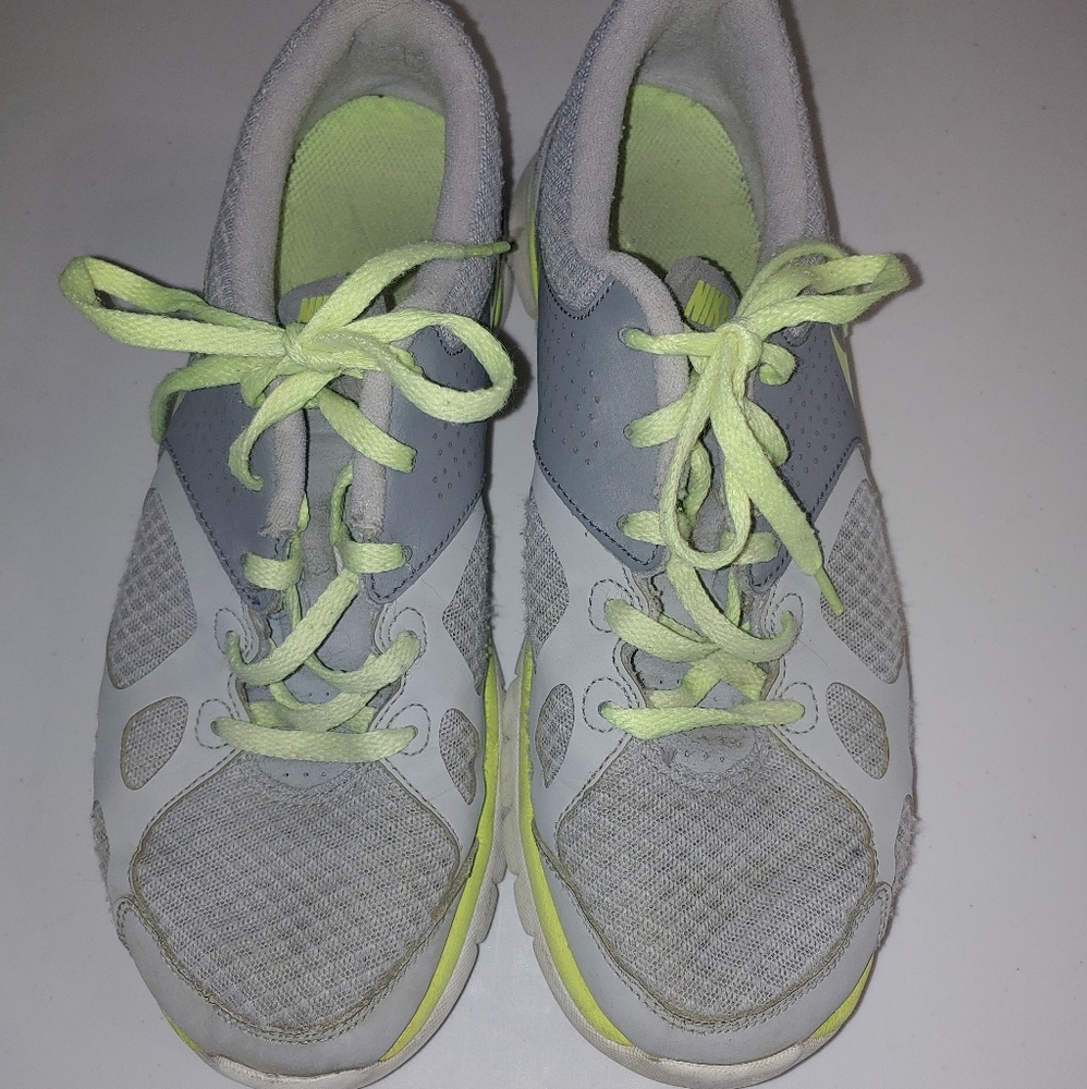 Nike womens grey and lime green running shoes